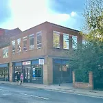 Fountain Apartment No 1 With Free Parking